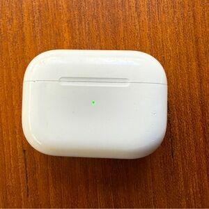 Airpods Pro - 1st Generation